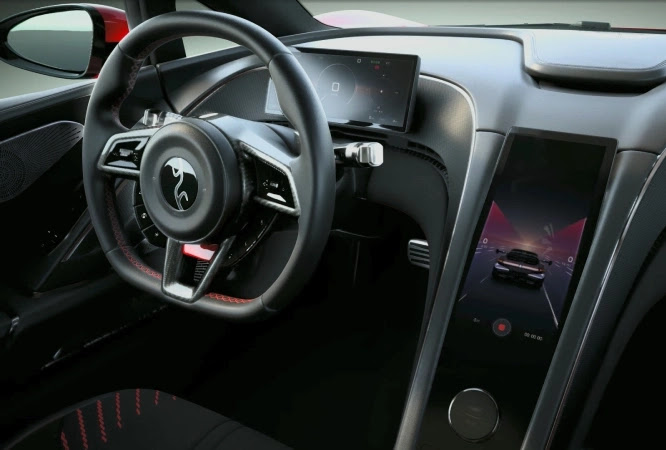 Interior de coche en Gran Turismo 7