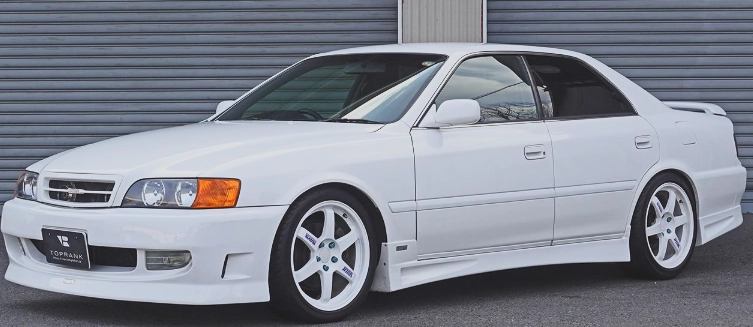 Toyota Chaser Tourer V (JZX100)