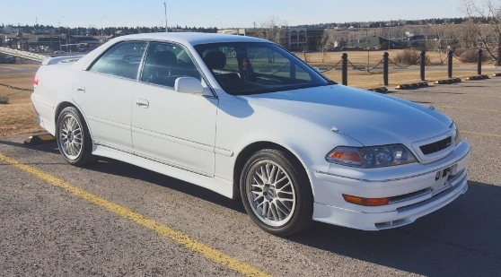 Gran Turismo 7 recibe cuatro nuevos coches, uno de ellos es el Toyota Mark II Tourer V (JZX100)