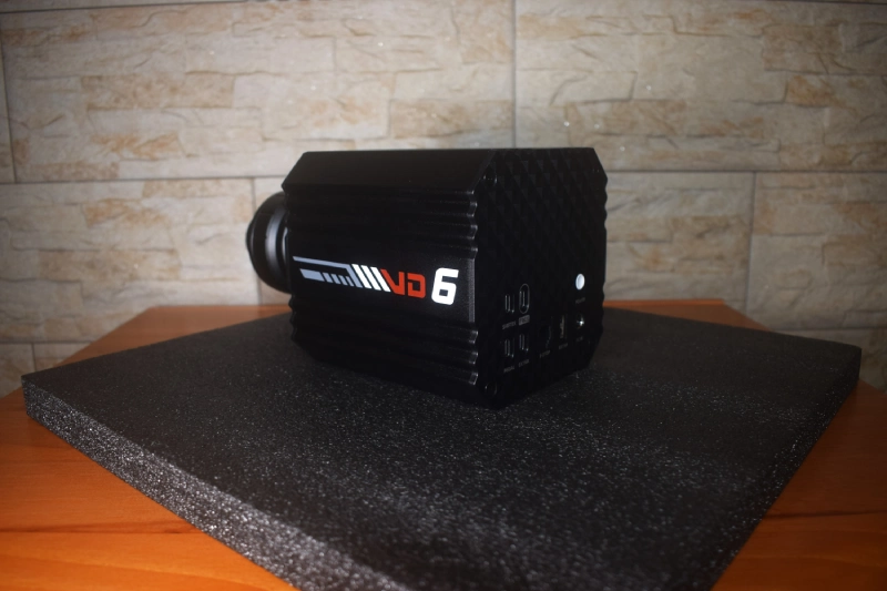 PXN VD6: Test de Estrés y Opinión Real | SimuTorque 14 Imagen fronto-lateral de la base Direct Drive PXN VD6