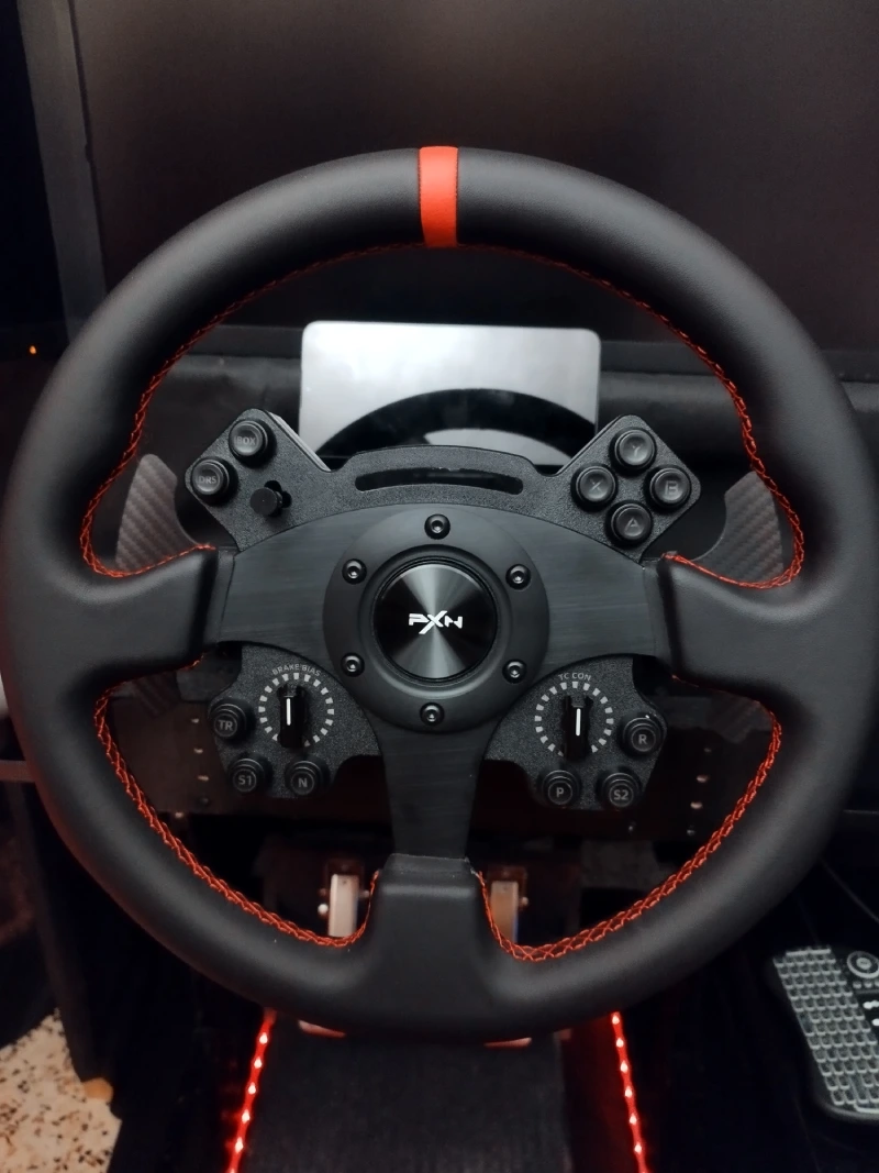 PXN W-CS R2: análisis y prueba del volante de 33 cm 5 PXN W-CS R2: análisis y prueba del volante de 33 cm